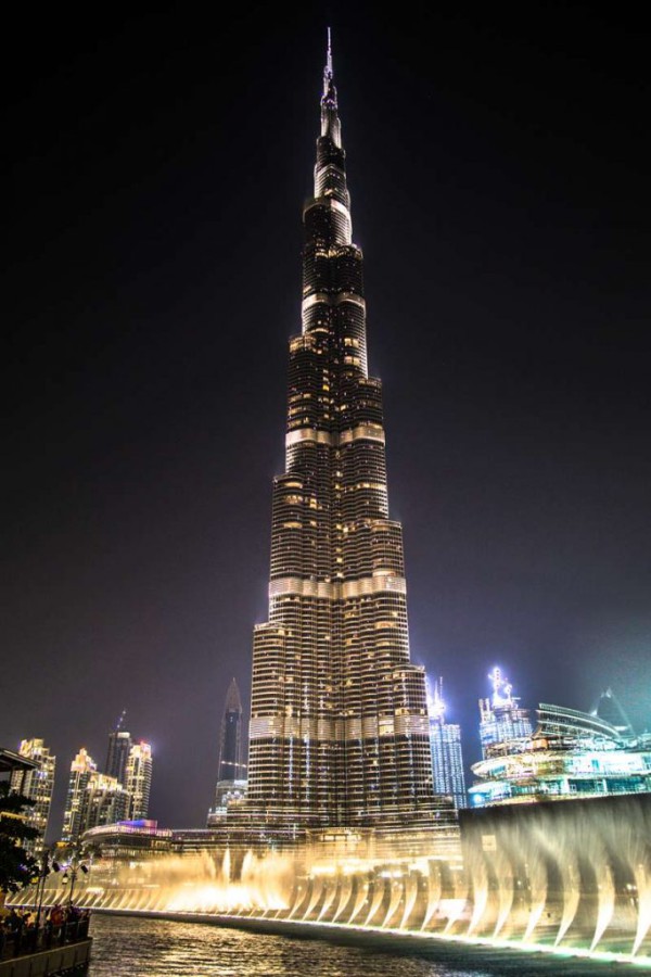 Burj Khalifa-Dubai-Wasserfontänen