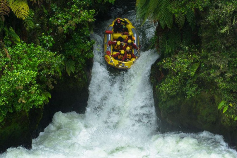 Raft in den Tutea Falls im Kaituna River