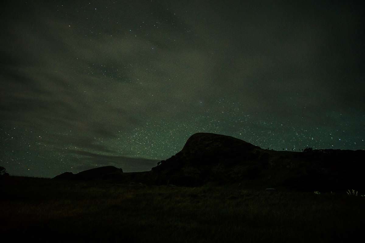 Spirits Bay Campsite bei Nacht in Northland, Neuseeland