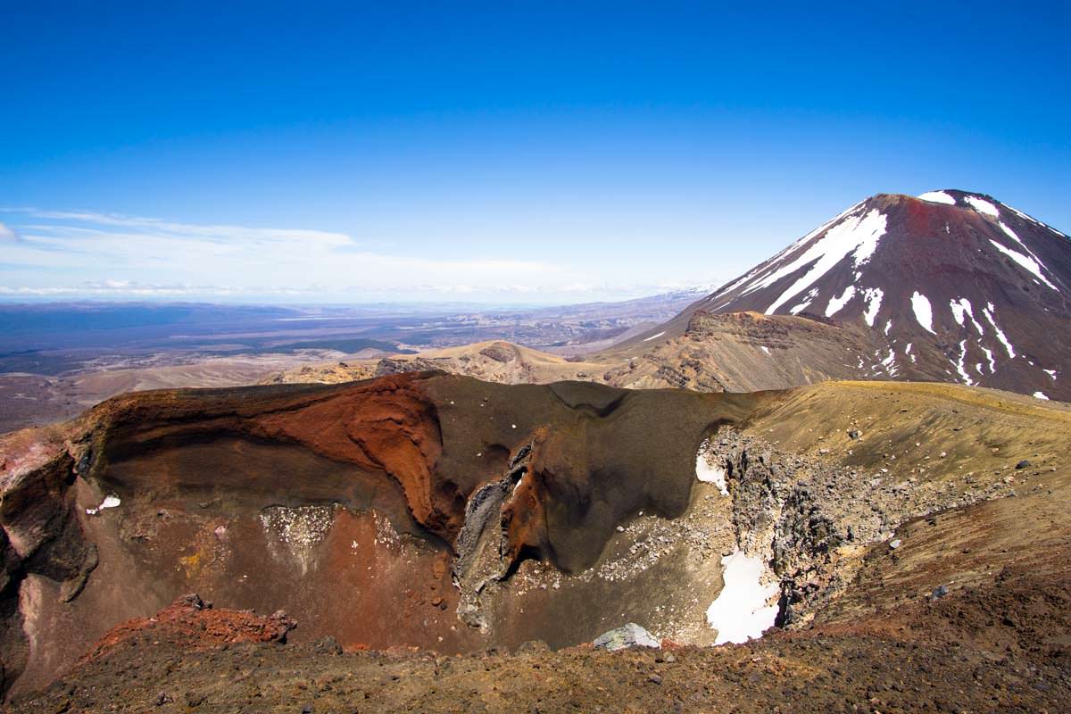 Red Crater im Tongariro Nationalpark in Neuseeland