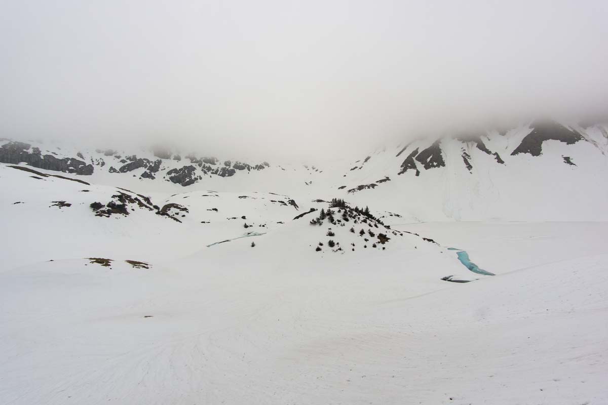 Schneebedeckter Schrecksee im Winter