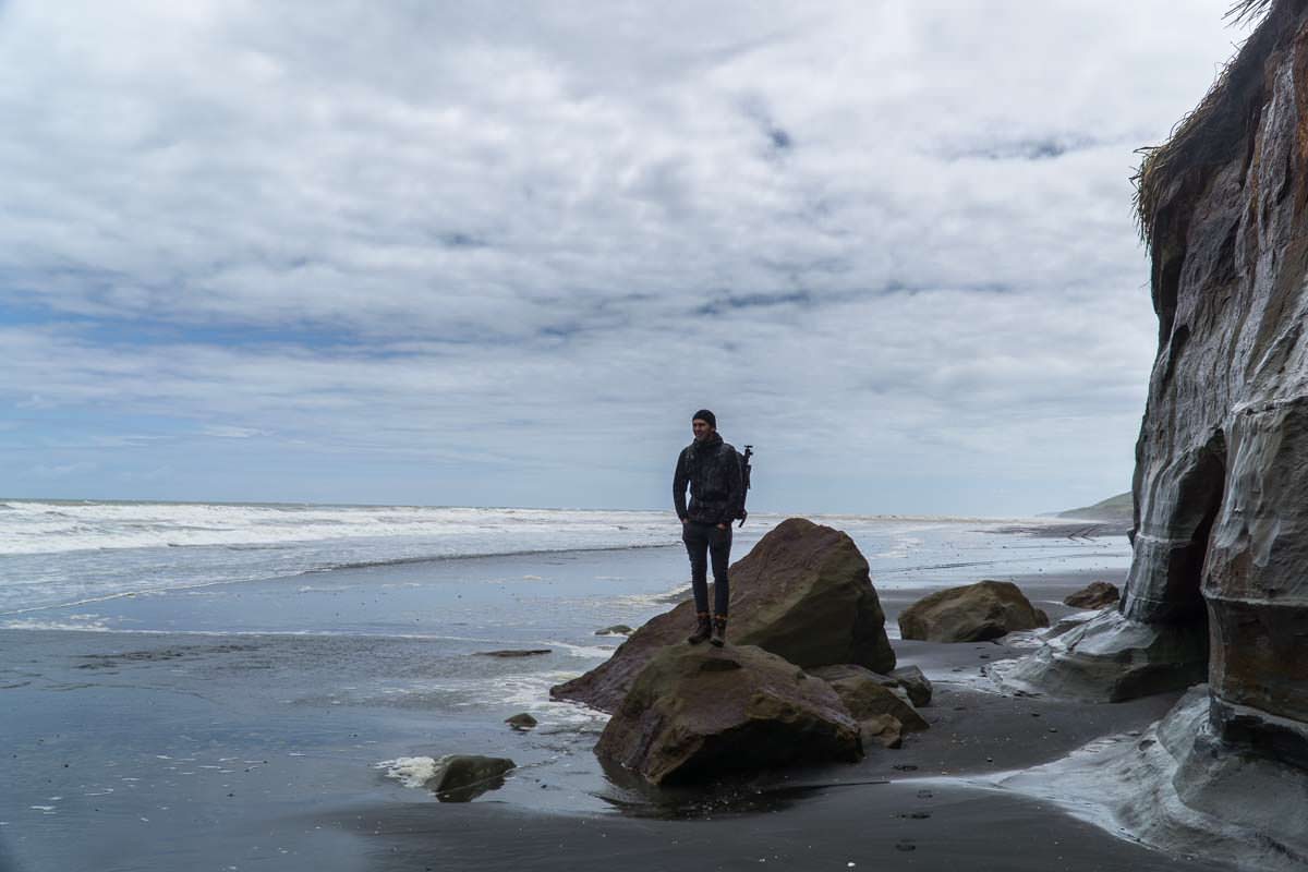 Awakino Beach in Neuseeland (Black Sand)