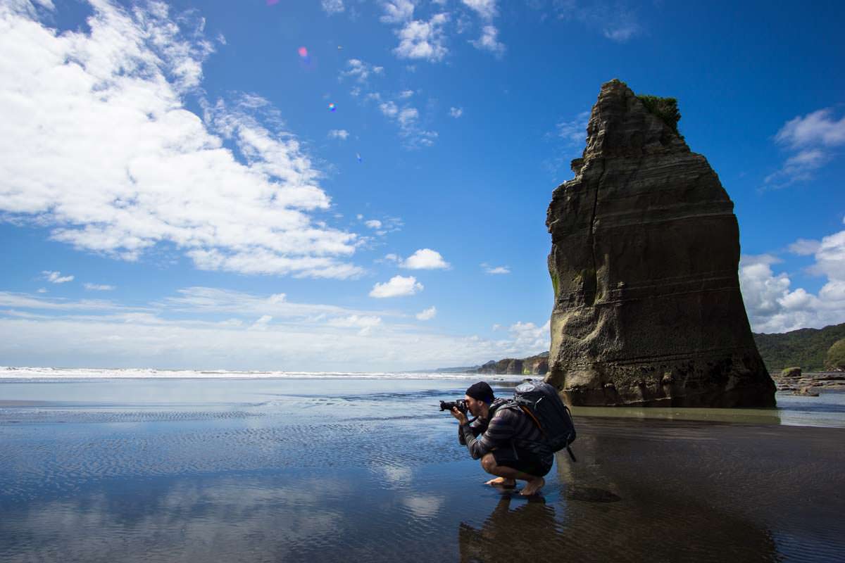 Three Sisters am Strand von Tongaporutu, Neuseeland