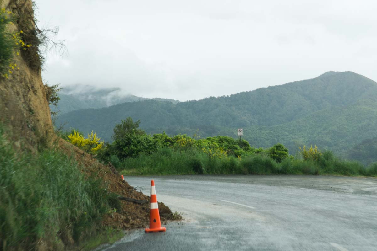 Erdbebenschäden auf dem Queen Charlotte Drive, Neuseeland