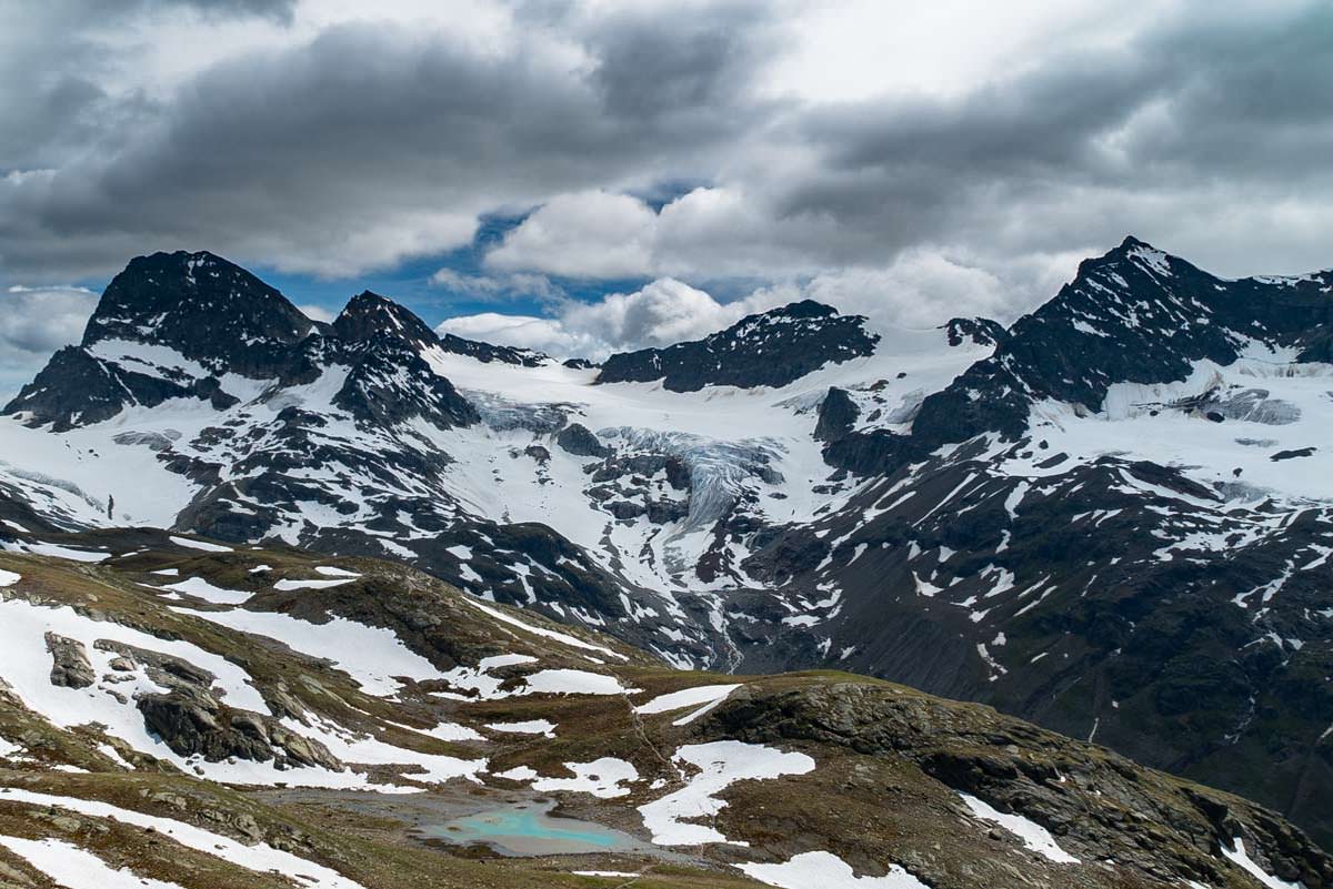 Bergsee mit Piz Buin und Ochsentaler Gletscher im Hintergrund (Fotoparade)