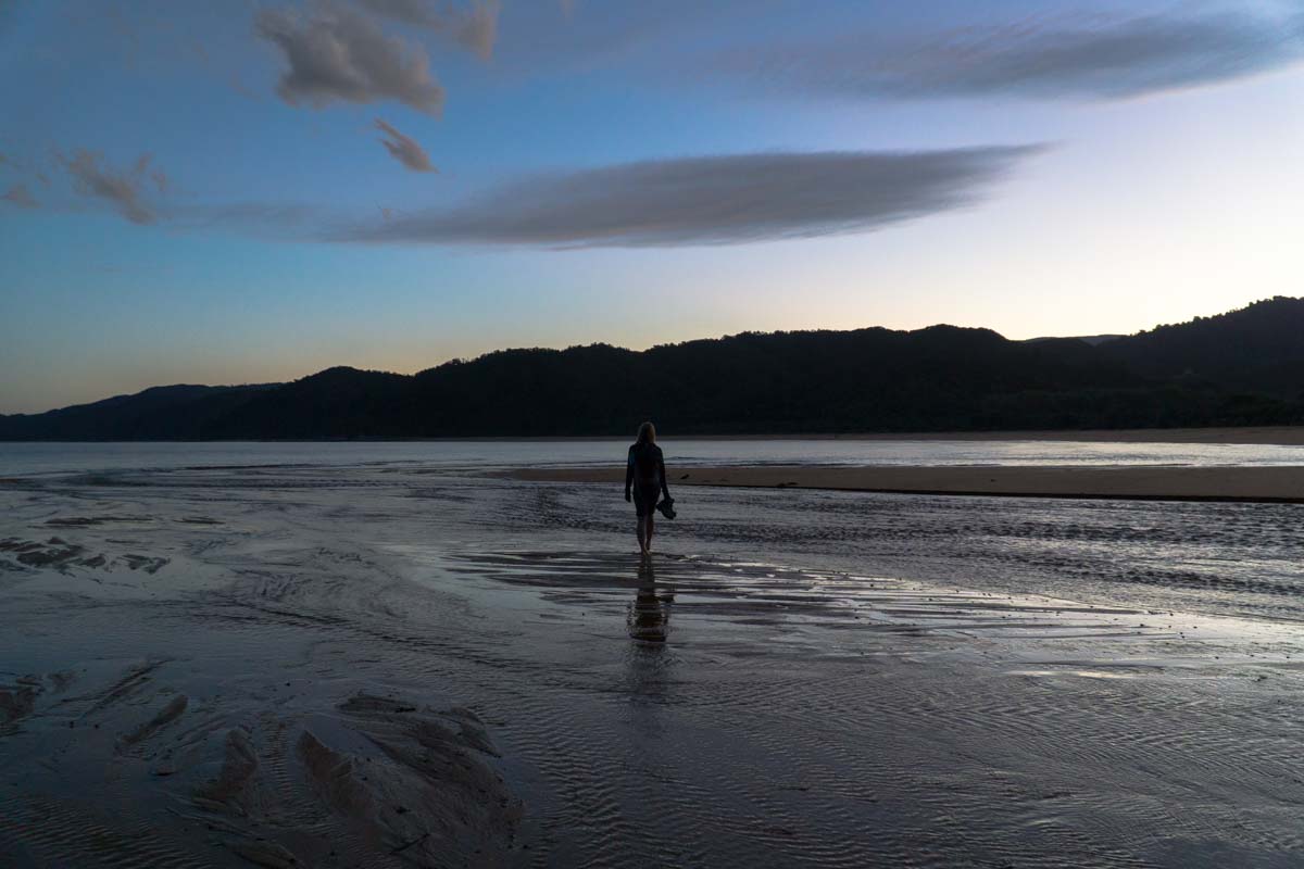 Strandspaziergang im Abel Tasman Nationalpark