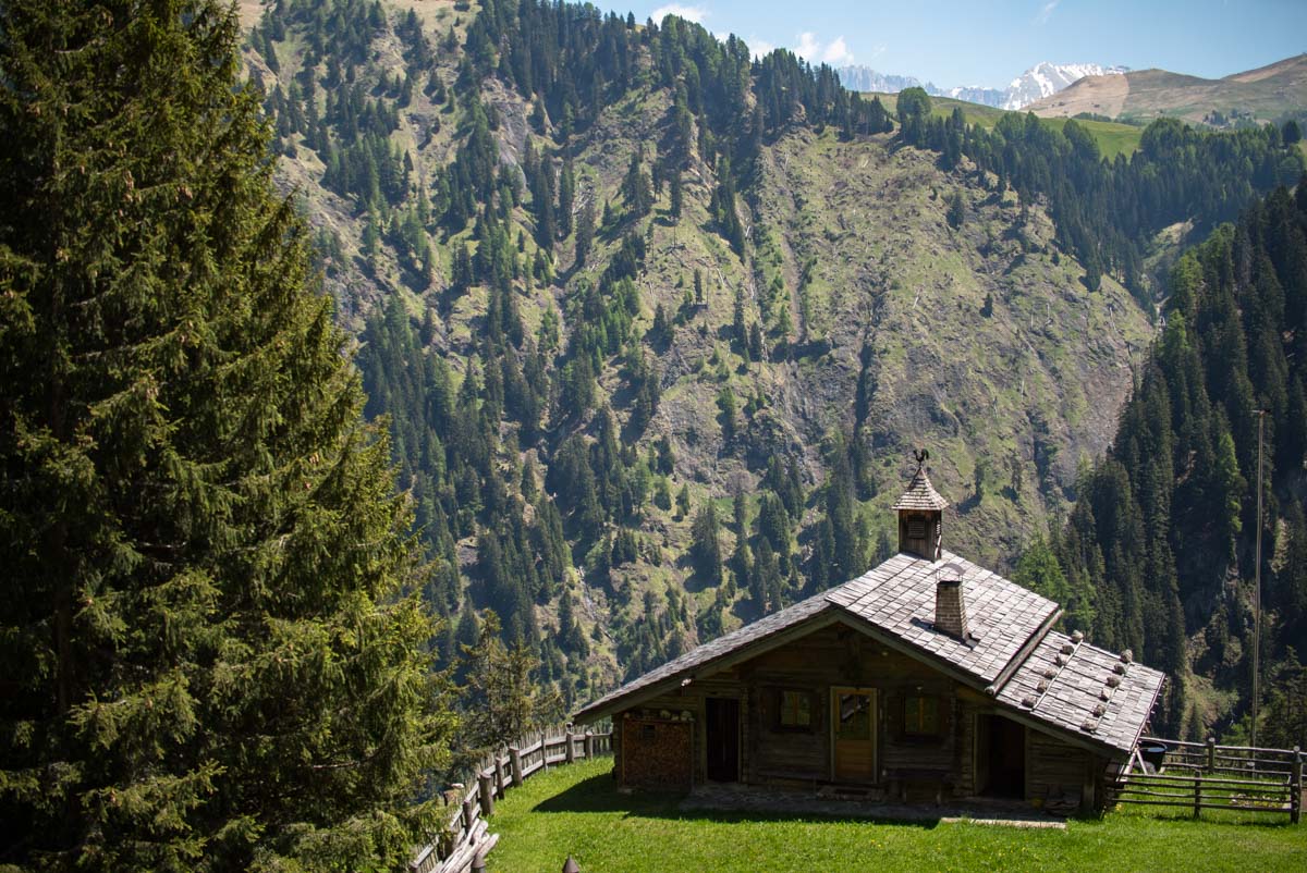 Kleine Hütte am Schlern