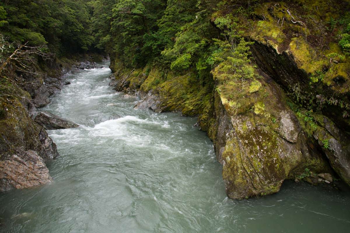 Blue Pools nach Regen in Neuseeland