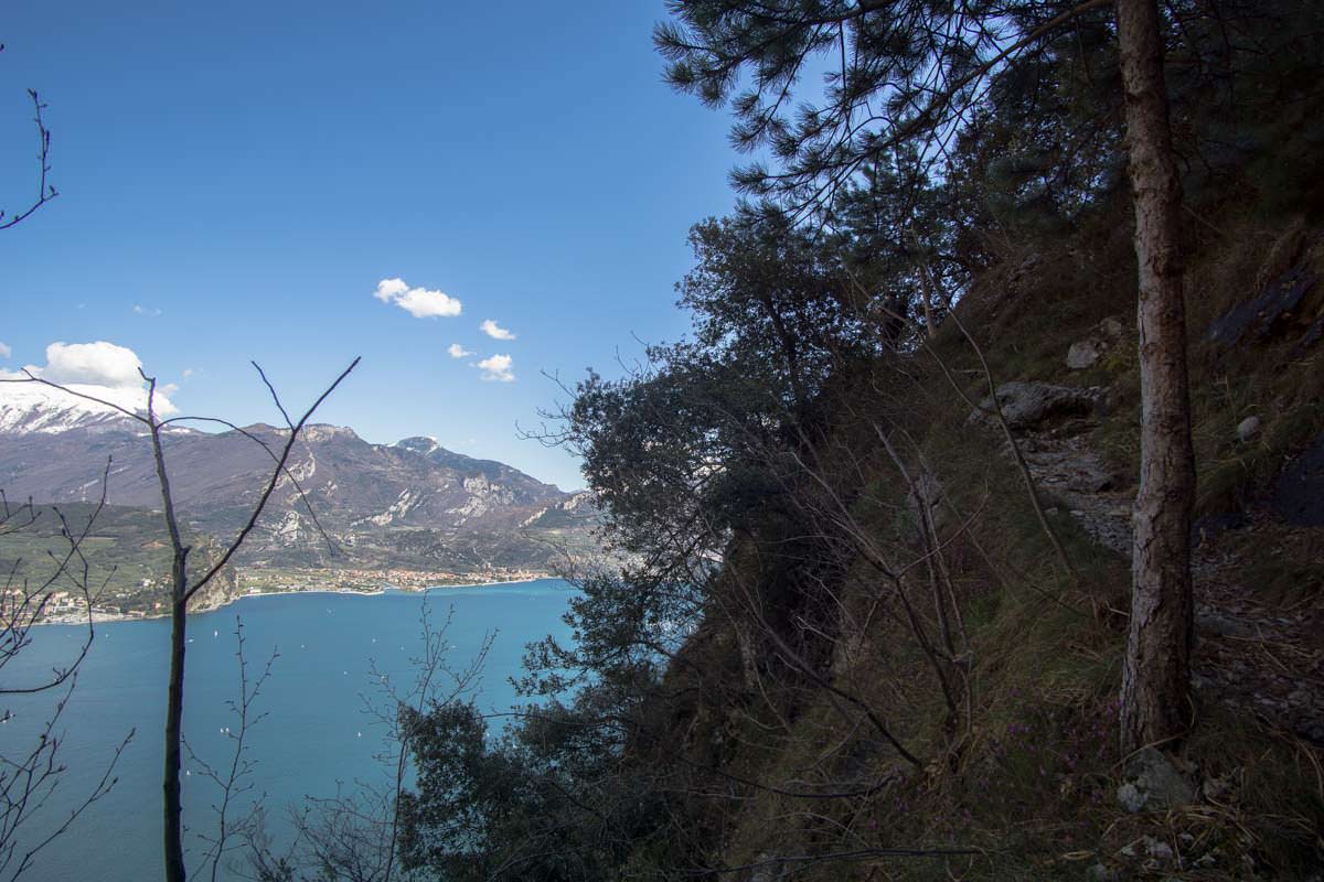 Wanderweg 405 um die Cima Capi herum