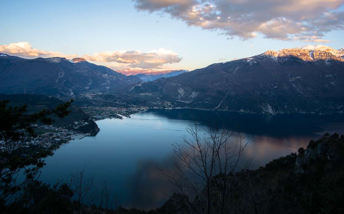 Sonnenuntergang über Riva del Garda