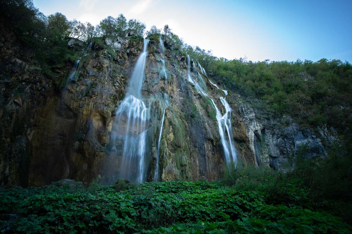 Veliki Slap (Großer Wasserfall) im Nationalpark Plitvicer Seen Veliki Slap (Großer Wasserfall) im Nationalpark Plitvicer Seen