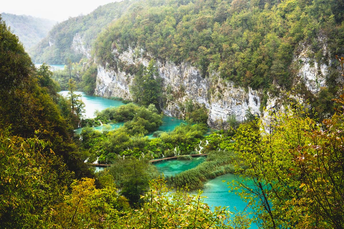 Nationalpark Plitvicer Seen (Kroatien) - Lohnt sich ein Besuch auch bei  Regen? - TRAVEL more - BABBLE less