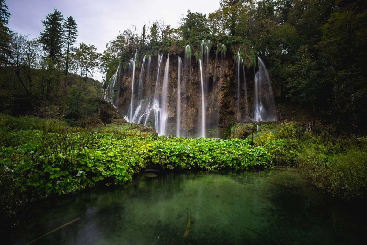 Wasserfall an den Oberen Seen im Nationalpark Plitvicer Seen