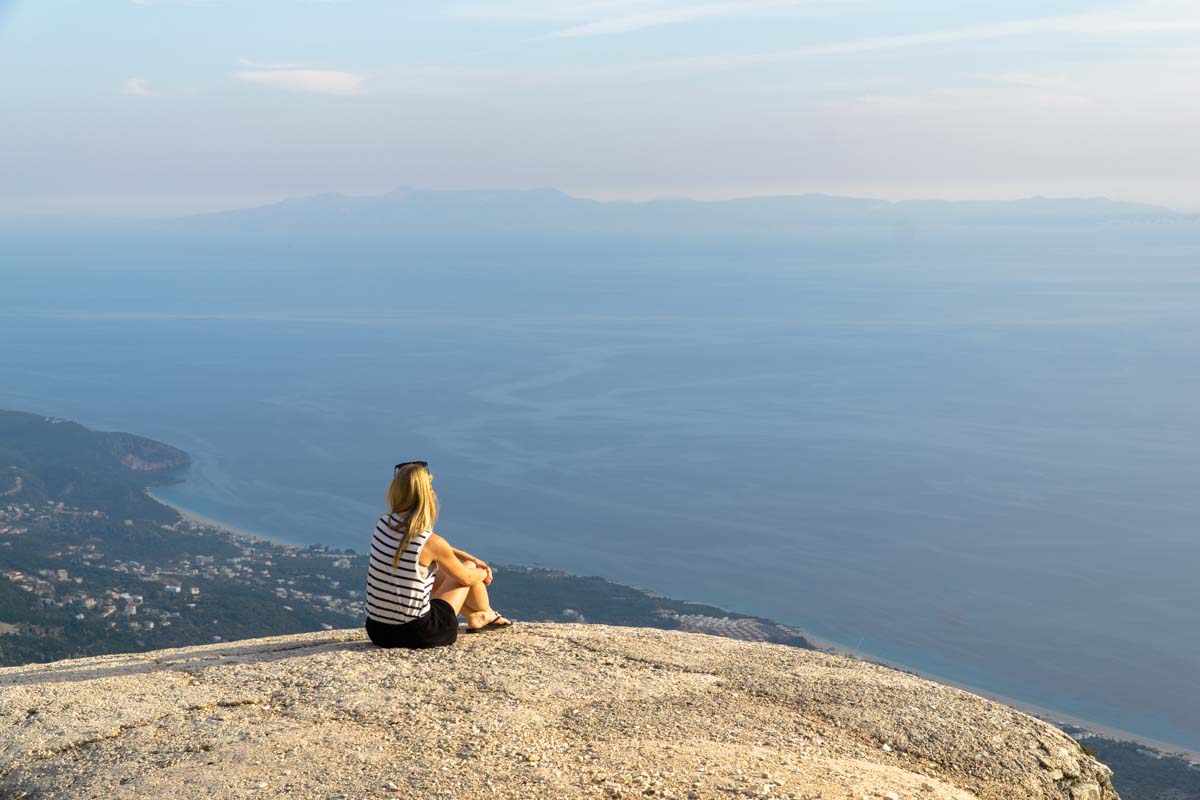 Ausblick vom Llogara Pass auf das Ionische Meer (Albanien)