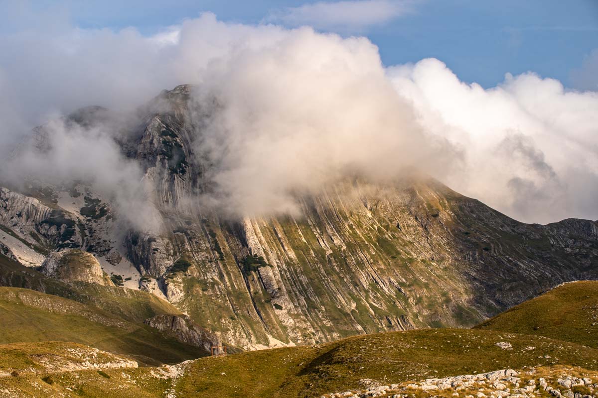 Die Felsschichten vom Prutas (Durmitor NP, Montenegro)