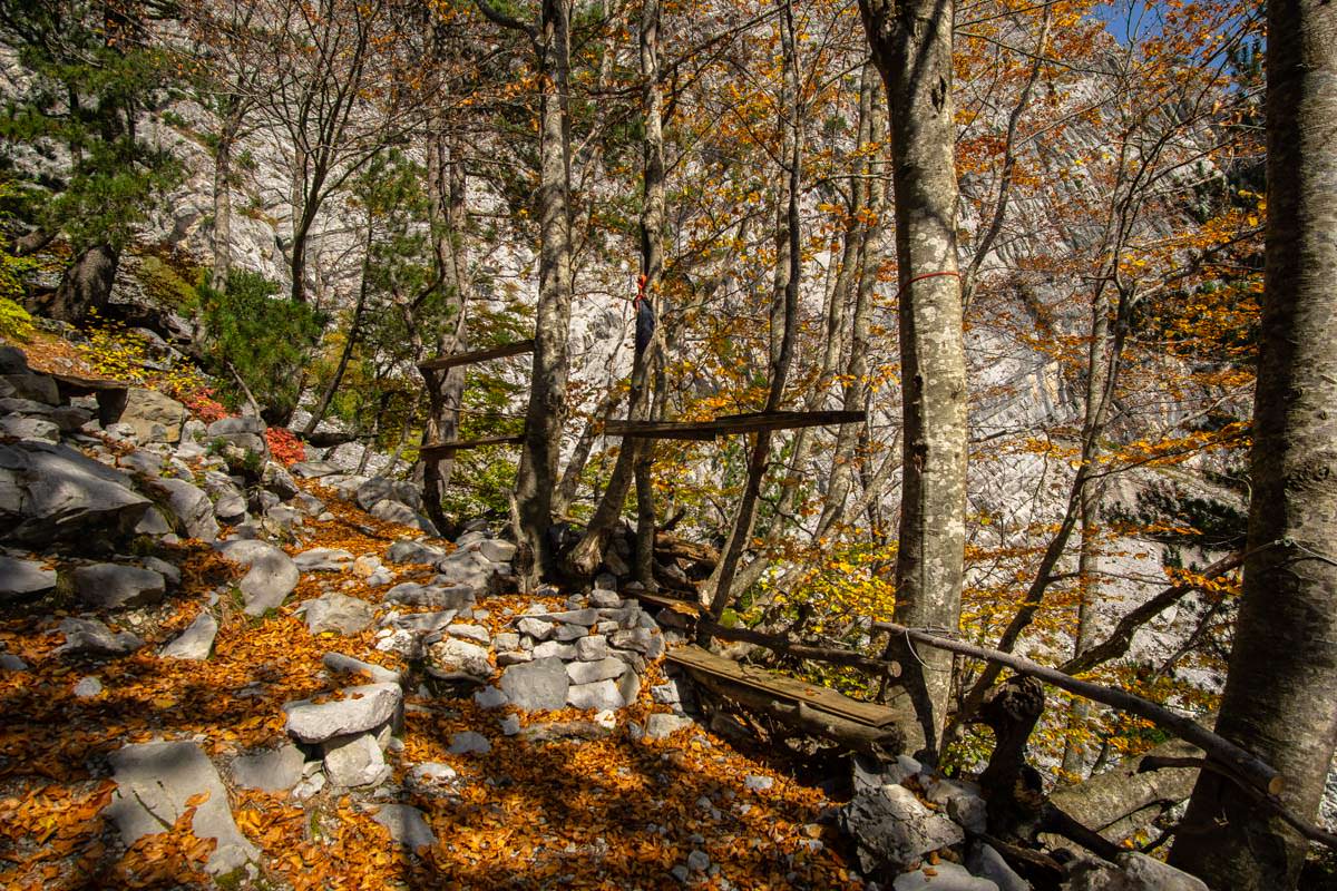 Das Camp der Höhlenforscher an der Arapi Höhle (Albanien)