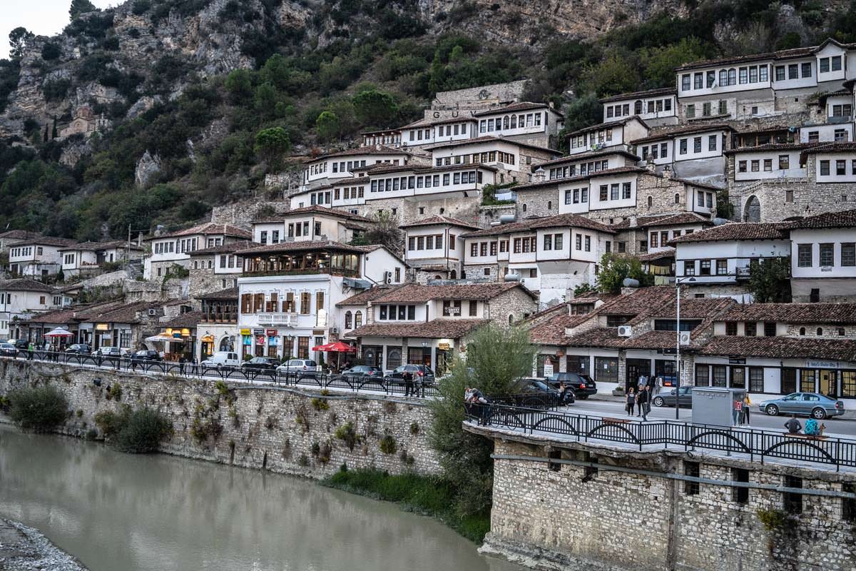 Berat - die Stadt der tausend Fenster