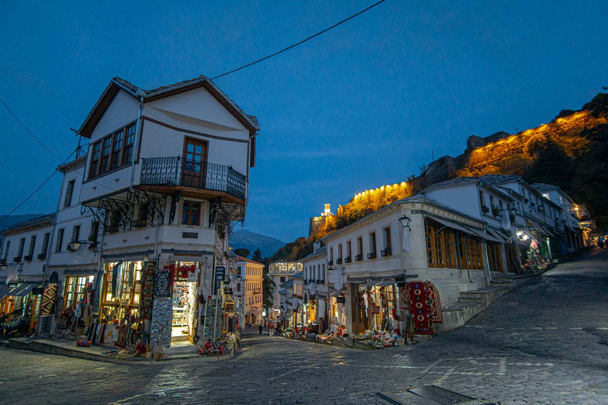 Der Bazaar von Gjirokastra (Albanien)