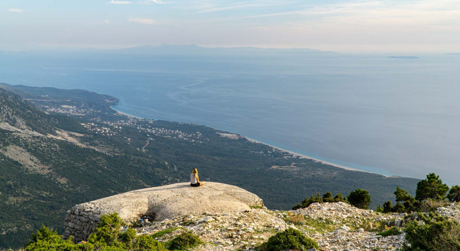 Ausblick vom Llogara Pass auf das Ionische Meer (Albanien)