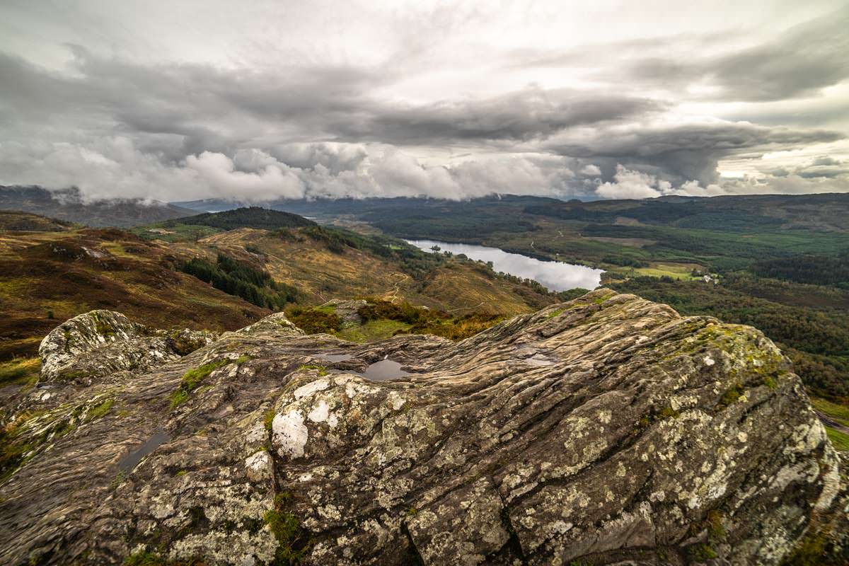 Vom Ben Aan überblickt man den Loch Lomond & The Trossachs Nationalpark