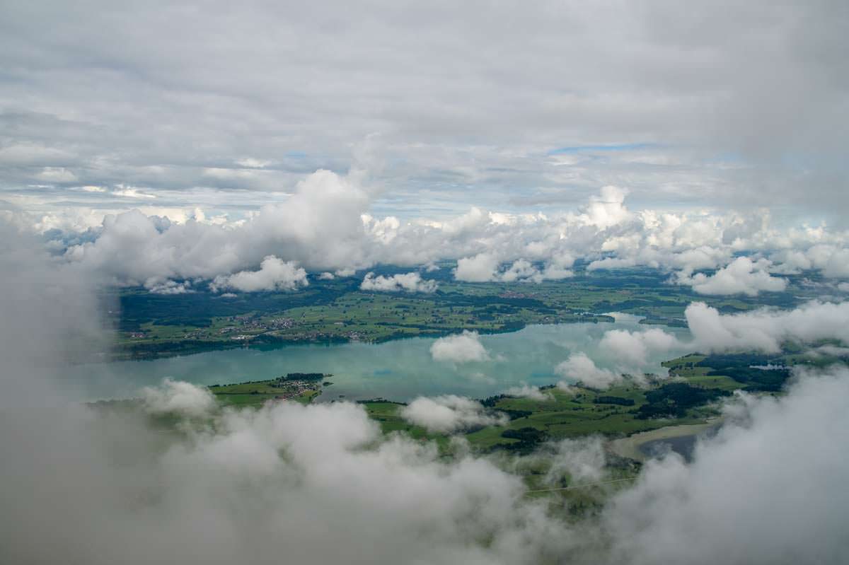 Häufig verdecken Wolken den Forggensee und den Bannwaldsee