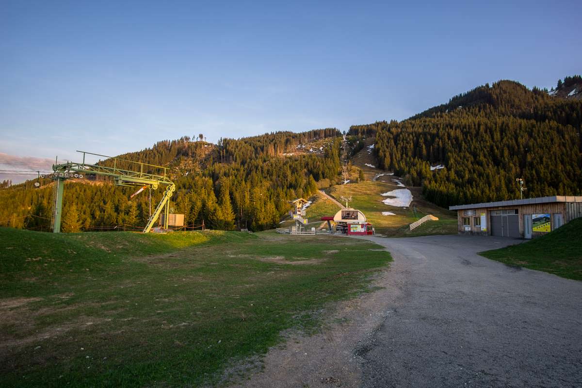 Skigebiet Alpspitzbahn im Frühling (Nesselwang)