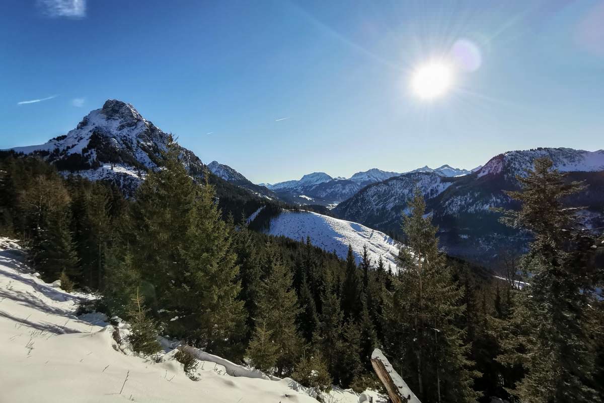 Winterwandern und Rodeln am Breitenberg