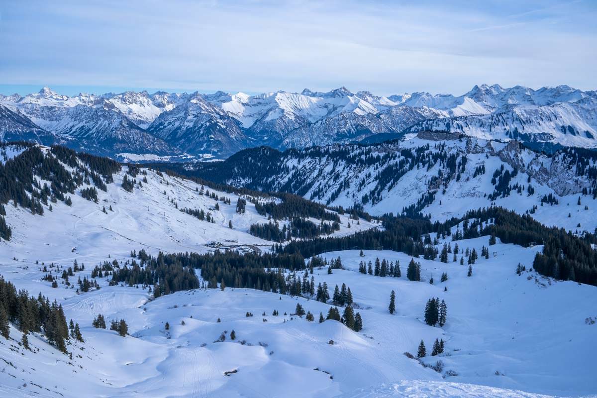 Die Abfahrt vom Riedberger Horn Richtung Grasgehren