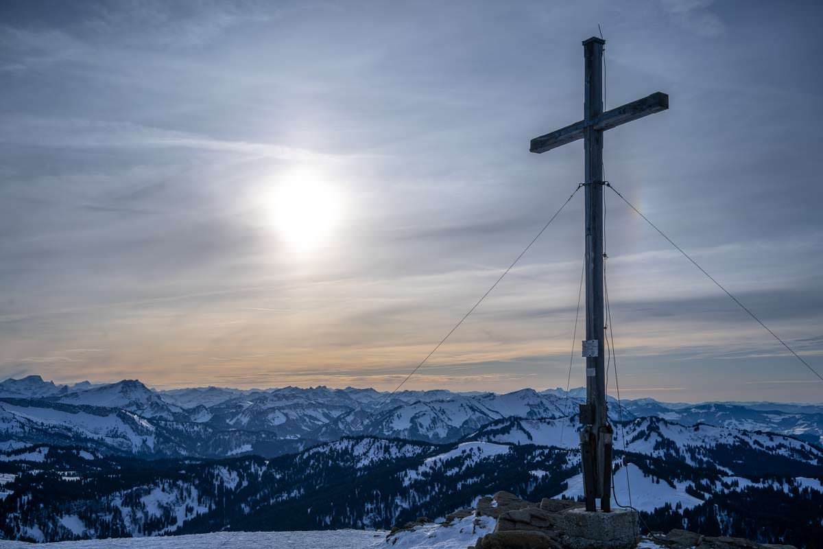 Gipfelkreuz auf dem Riedberger Horn