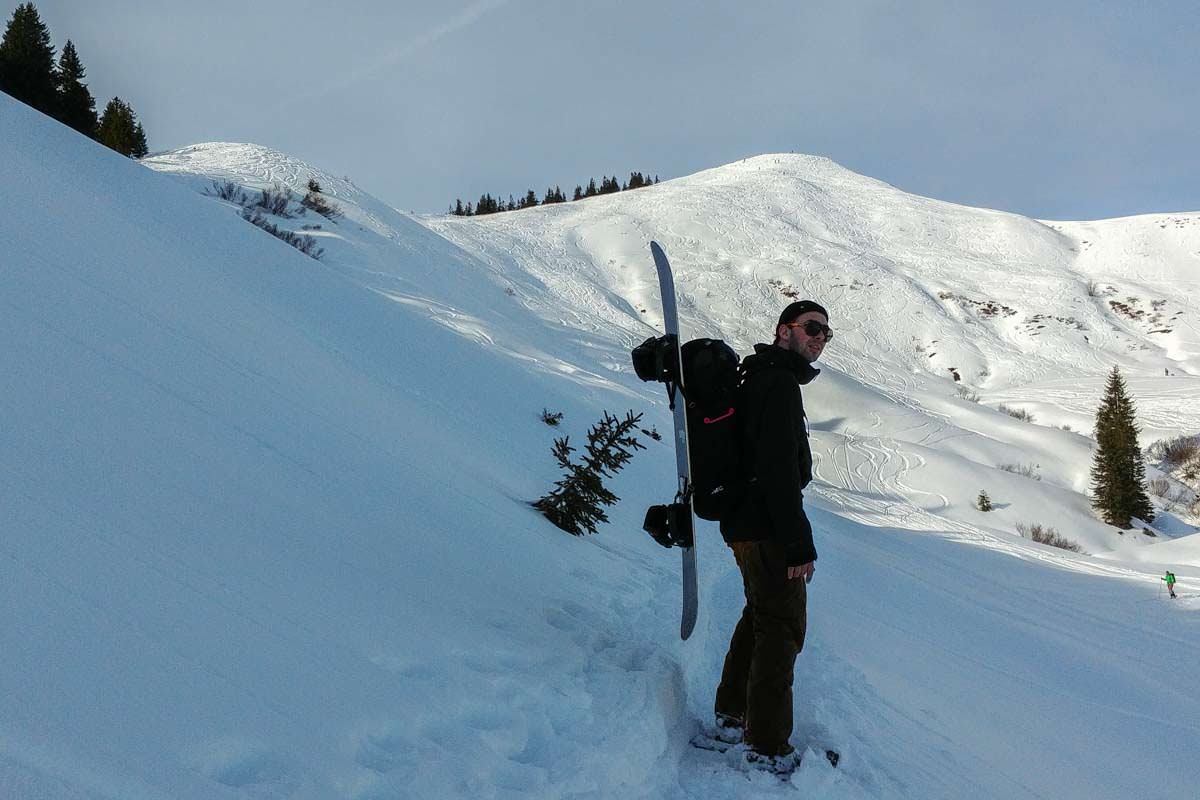 Snowboardtour mit Schneeschuhen auf das Riedberger Horn