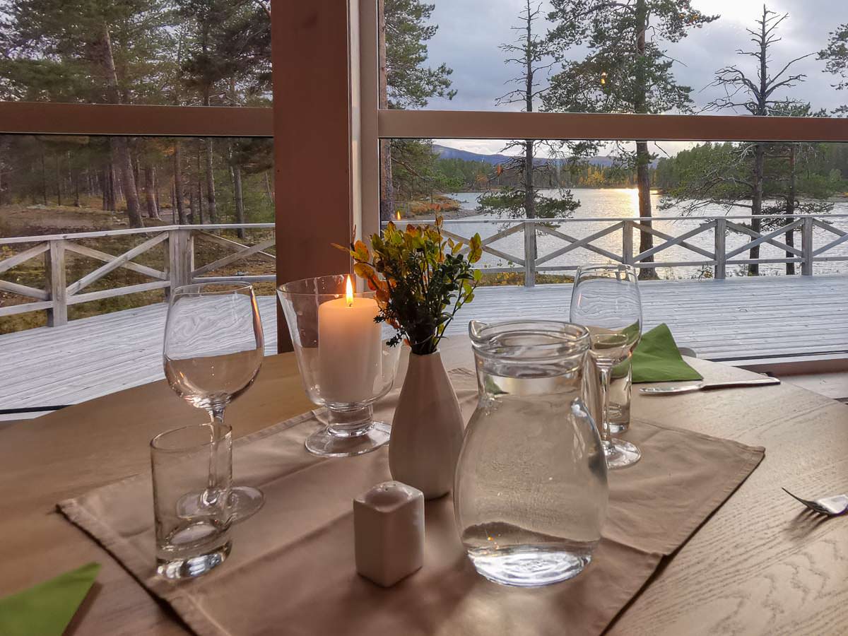 Das Restaurant in Årrenjarka in Schwedisch-Lappland