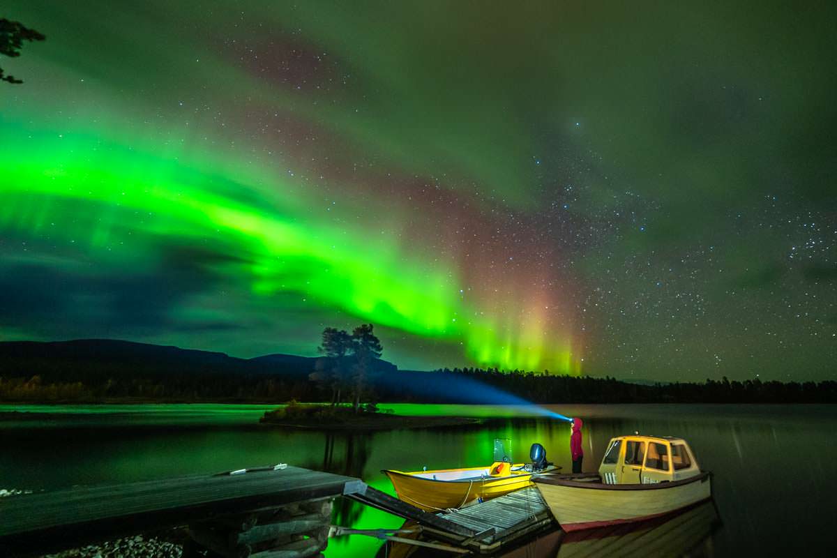 Nordlichter in Årrenjarka in Schwedisch-Lappland